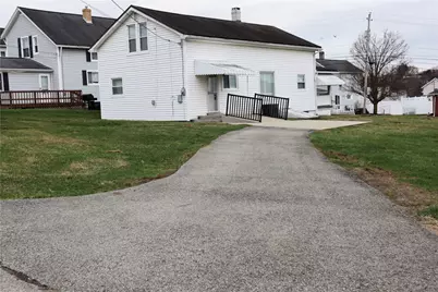 506 Lewis Ave, Jeannette, PA 15644 - Photo 2