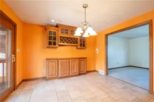 15 Deerfield Dr, Hempfield Township, PA 15601 - Photo 8