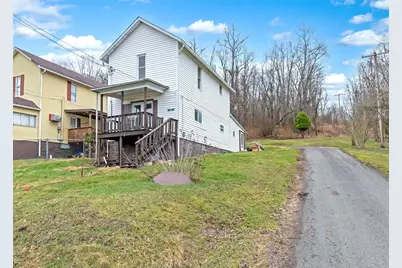 242 Union St., Dunbar Township, PA 15430 - Photo 2