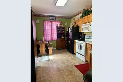 907 Crest Ave, Charleroi Boro, PA 15022 - Photo 4