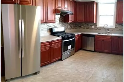 210 Chesterfield Rd, Pittsburgh, PA 15213 - Photo 8