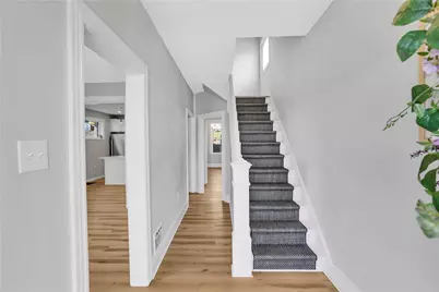 16 Fairview Ave, Pittsburgh, PA 15229 - Photo 6