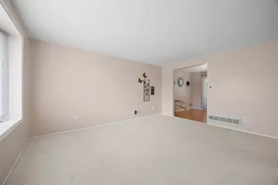 4036 Crabapple, Kennedy Township, PA 15136 - Photo 6