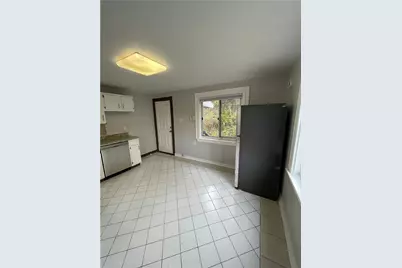 2404 S 18th St #2, Pittsburgh, PA 15203 - Photo 6