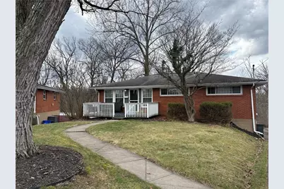 562 Firethorne Dr, Monroeville, PA 15146 - Photo 2