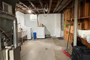 562 Firethorne Dr, Monroeville, PA 15146 - Photo 28