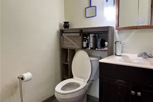 562 Firethorne Dr, Monroeville, PA 15146 - Photo 18