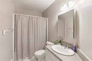 8300 Reagan Dr, Pittsburgh, PA 15237 - Photo 28