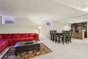 8300 Reagan Dr, Pittsburgh, PA 15237 - Photo 30