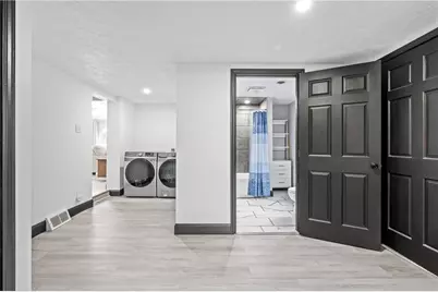 856 Cleveland Ave, Brackenridge, PA 15014 - Photo 32