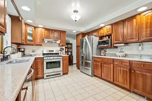 236 Philander St, Pittsburgh, PA 15218 - Photo 12