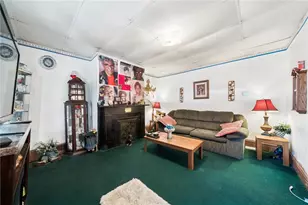 120 Shetland St, Lincoln Larimer, PA 15206 - Photo 8