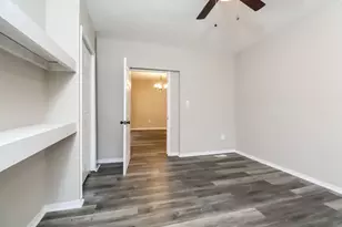 823 Collins Ave, Pittsburgh, PA 15206 - Photo 18