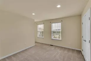 1113 Towervue Dr, Pittsburgh, PA 15227 - Photo 16