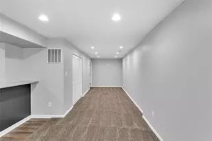 1113 Towervue Dr, Pittsburgh, PA 15227 - Photo 8