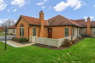 58 Ashford Dr, Cranberry Township, PA 16066 - Photo 2