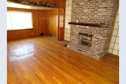 618 Beaver Ave, Turtle Creek, PA 15145 - Photo 6