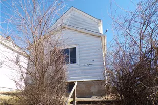 618 Beaver Ave, Turtle Creek, PA 15145 - Photo 2