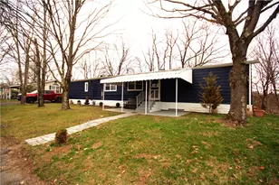 122 Woodland Dr, West Deer, PA 15084 - Photo 2