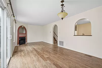 1406 Lexington Dr, Cecil, PA 15055 - Photo 10