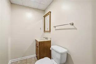 1406 Lexington Dr, Cecil, PA 15055 - Photo 30