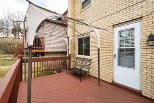 2728 Cedric Ave, Pittsburgh, PA 15226 - Photo 24