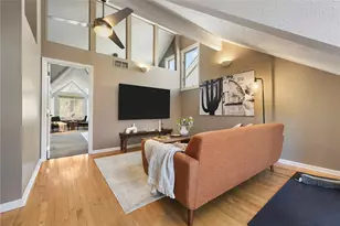 71 Waterfront Dr, Washington's Landing, PA 15222 - Photo 32