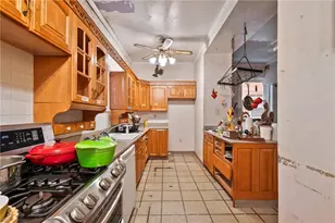 126 Stratford Ave, Friendship Park, PA 15206 - Photo 14