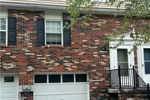 5046 Harvest Ln, Hampton, PA 15044 - Photo 1