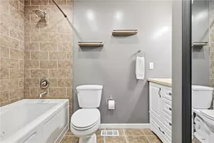 557 Thompson Run Rd, Ross Twp, PA 15237 - Photo 16