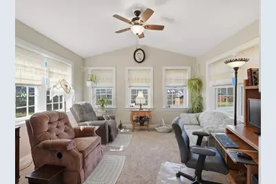 2 Stonegate Drive, Burgettstown Boro, PA 15021 - Photo 12