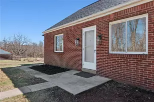 479 Brierly Ln Ext, Pine Township, PA 15044 - Photo 2