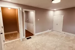 709 Charles St, Carnegie, PA 15106 - Photo 16