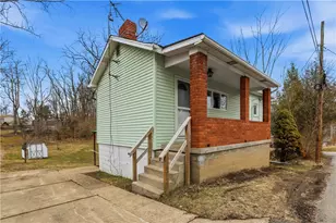 812 Wall St, North Fayette, PA 15057 - Photo 2