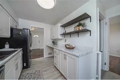 320 Calderwood Ave, Ross Twp, PA 15202 - Photo 6