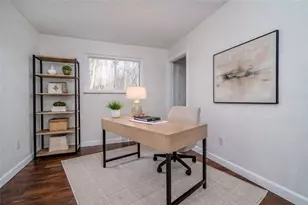 320 Calderwood Ave, Ross Twp, PA 15202 - Photo 12