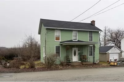 1302 Oaklawn Dr, Latrobe, PA 15650 - Photo 1