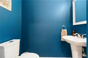 107 Sumner Ave, Vandergrift, PA 15690 - Photo 14