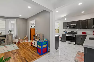 107 Sumner Avenue, Vandergrift, PA 15690 - Photo 8