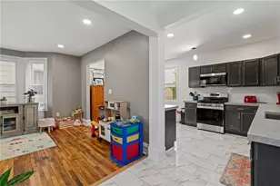 107 Sumner Ave, Vandergrift, PA 15690 - Photo 8