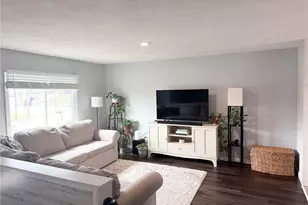 3914 Frederick St, Pittsburgh, PA 15227 - Photo 4