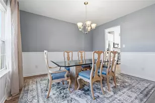 113 Pinevalley Dr, Ross Twp, PA 15229 - Photo 6