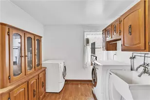 1325 Parkway Rd, Pittsburgh, PA 15237 - Photo 16