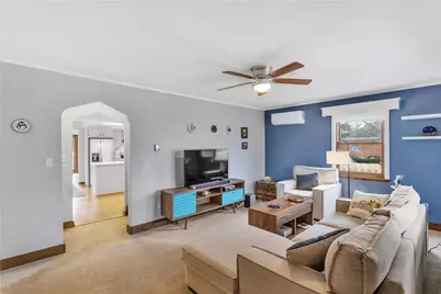 1325 Parkway Rd, Pittsburgh, PA 15237 - Photo 4