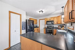 3173 Saranac Dr, South Pymatuning Township, PA 16150 - Photo 6