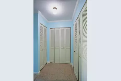1500 Cochran Rd #812, Scott Township, PA 15243 - Photo 30