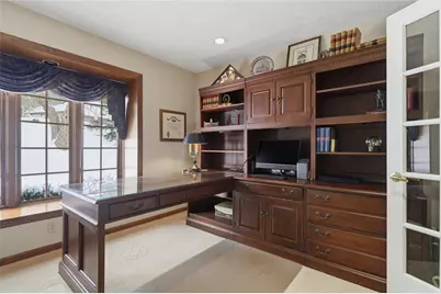 91 Green Crescent Dr, South Strabane, PA 15301 - Photo 16