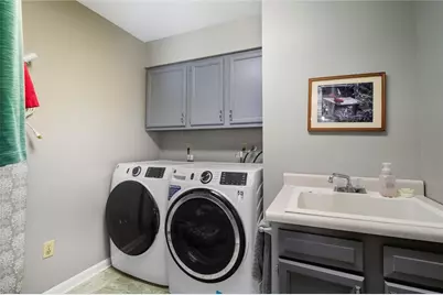 91 Green Crescent Dr, South Strabane, PA 15301 - Photo 18