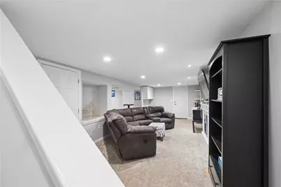100 Valleyvale Drive, Ross Twp, PA 15209 - Photo 20