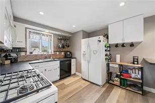 100 Valley Vale Dr, Ross Twp, PA 15209 - Photo 10